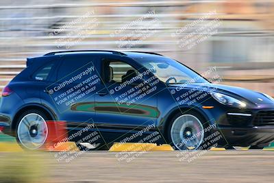 media/Oct-18-2025-Extreme Speed (Sat) [[d6d7e1fef1]]/Group 5/Session 3 (Turn 1)/